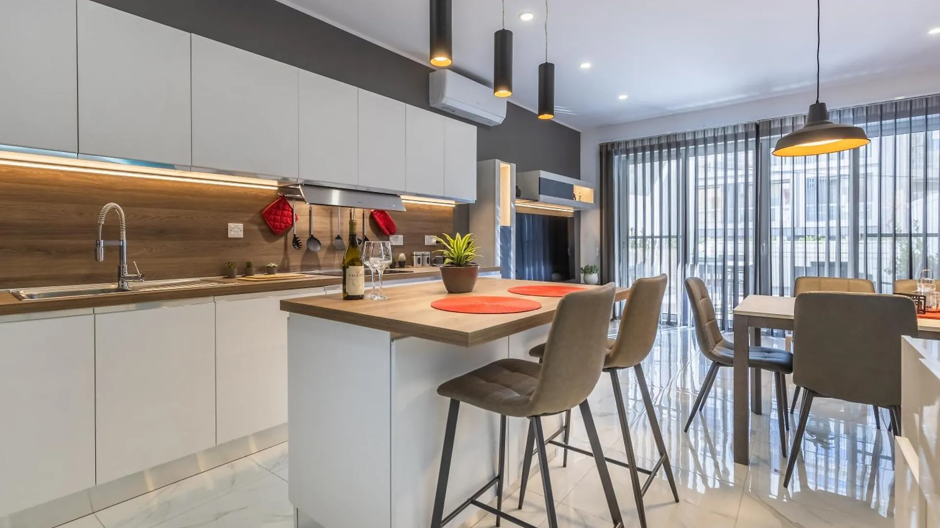 Urban Downtown Den In St Julians Apartman San Ġiljan